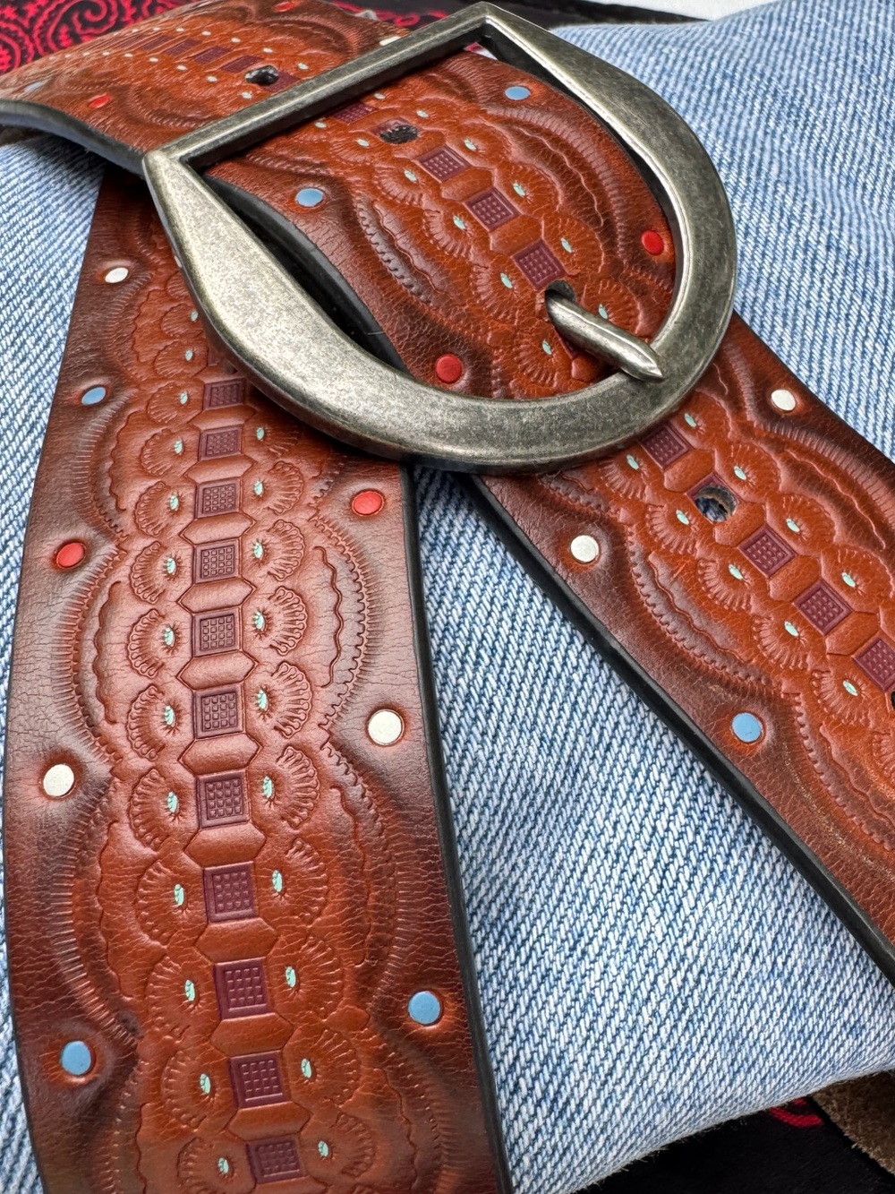 Target Decorated Brown Leather Belt XL